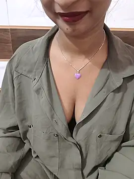 Snapshot of Itz_Mayra_ chatting on November 2025 06:55:01 AM Itz Mayra online show from November 2025 06:55:01 AM