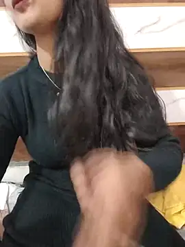 Snapshot of Itz_Mayra_ chatting on November 2025 05:18:02 AM Itz Mayra online show from November 2025 05:18:02 AM