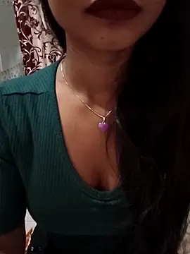 Snapshot of Itz_Mayra_ chatting on November 2025 07:29:01 AM Itz Mayra online show from November 2025 07:29:01 AM