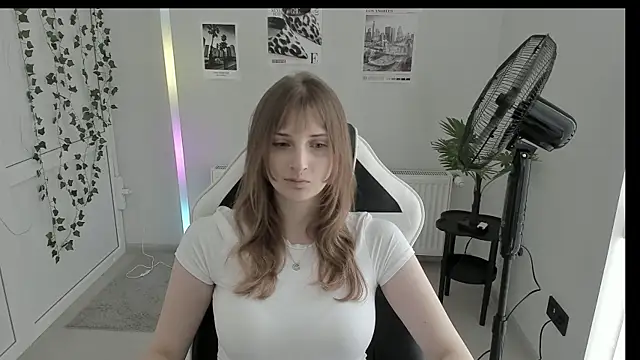 NeyliDream online show from June 2026 12:21:02 PM