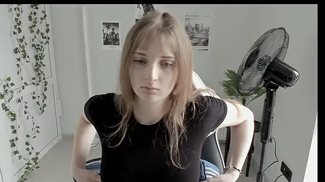NeyliDream online show from June 2026 12:28:02 PM