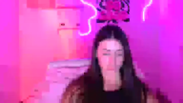 AlisaBubbles online show from November 2025 04:06:01 PM