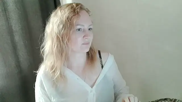 Snapshot of Zaliraa chatting on July 2026 03:03:02 PM Zaliraa online show from July 2026 03:03:02 PM