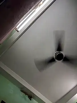 Snapshot of cuteeepriya chatting on October 2025 07:47:01 PM cuteeepriya online show from October 2025 07:47:01 PM