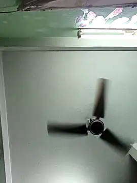 Snapshot of cuteeepriya chatting on October 2025 02:12:01 PM cuteeepriya online show from October 2025 02:12:01 PM