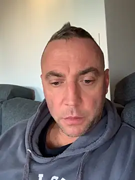 Snapshot of Marronglace1 chatting on November 2025 07:25:02 AM Marronglace1 online show from November 2025 07:25:02 AM