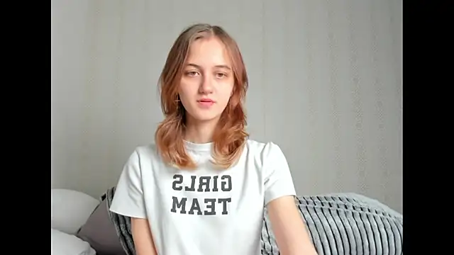 dreamy pollyyy online show from November 2025 06:39:01 PM