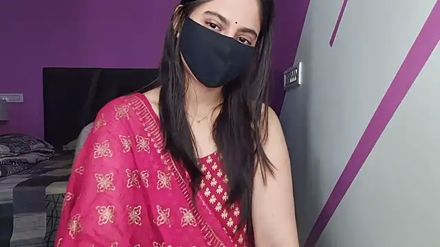 Snapshot of Tanya-mittal chatting on April 2026 05:14:01 AM Tanya-mittal online show from April 2026 05:14:01 AM