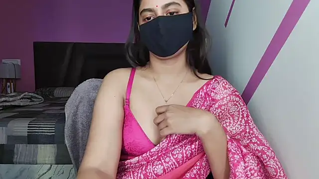 Snapshot of Tanya-mittal chatting on June 2026 06:56:02 PM Tanya-mittal online show from June 2026 06:56:02 PM