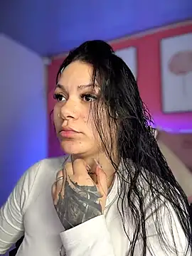 Snapshot of Megaan__More chatting on December 2025 01:24:02 AM Megaan More online show from December 2025 01:24:02 AM