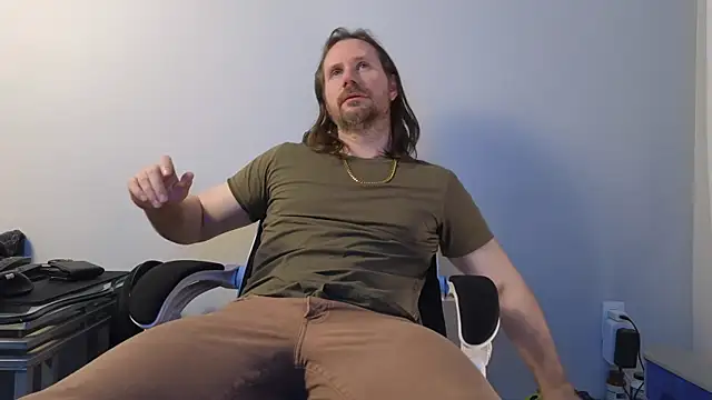 Snapshot of AlbinoAdonis chatting on March 2026 02:28:01 AM AlbinoAdonis online show from March 2026 02:28:01 AM