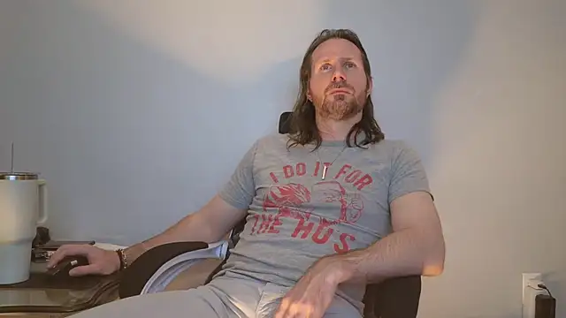 Snapshot of AlbinoAdonis chatting on April 2026 02:51:02 AM AlbinoAdonis online show from April 2026 02:51:02 AM