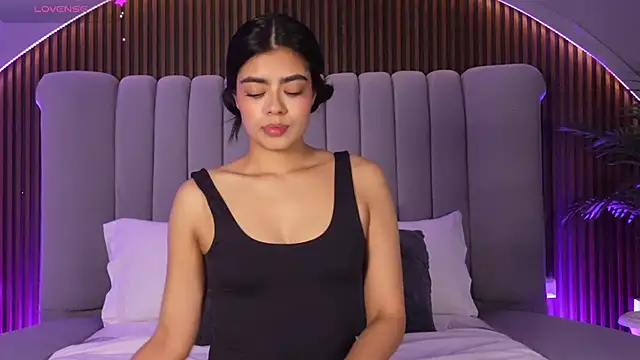 Isabellax21 online show from June 2026 04:17:01 AM