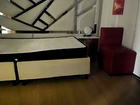 Kimberly TaylorX online show from November 2025 03:47:01 PM