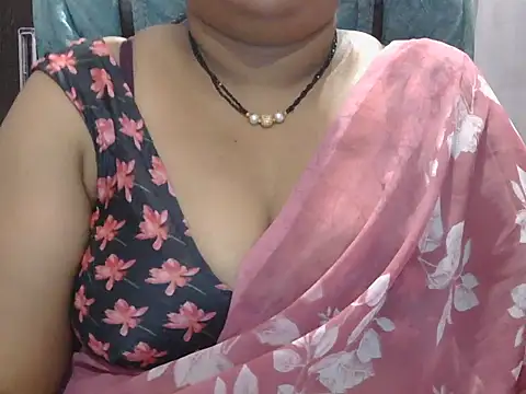 Snapshot of Nisha-telugu chatting on April 2026 05:40:02 PM Nisha-telugu online show from April 2026 05:40:02 PM