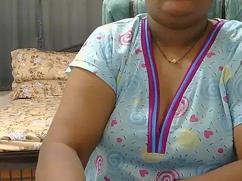 Snapshot of Nisha-telugu chatting on May 2026 08:03:02 PM Nisha-telugu online show from May 2026 08:03:02 PM
