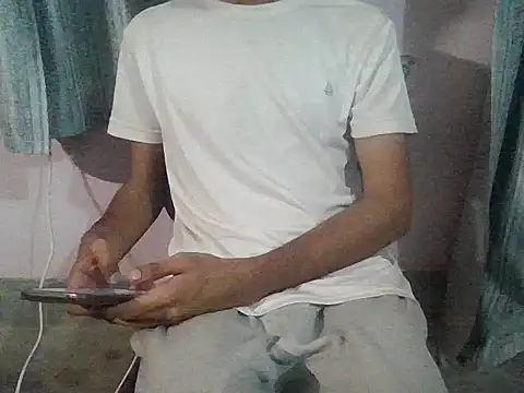 Snapshot of ash706339 chatting on September 2025 05:46:01 PM ash706339 online show from September 2025 05:46:01 PM