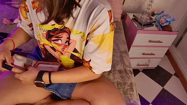 Snapshot of Lauuu2007 chatting on March 2026 08:34:02 PM Lauuu2007 online show from March 2026 08:34:02 PM