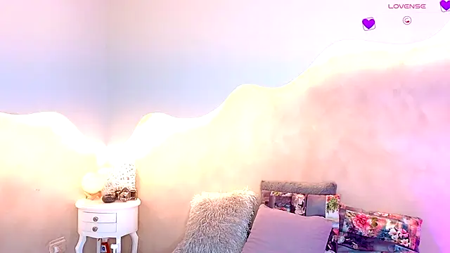 Kloee 12 online show from October 2025 07:07:02 PM