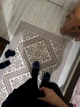 LAZ3R1 online show from November 2025 10:25:01 PM