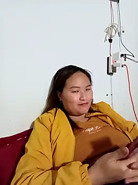 Snapshot of Tamara-a chatting on March 2026 12:33:01 PM Tamara-a online show from March 2026 12:33:01 PM