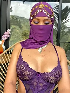 Snapshot of _hafsa_ chatting on October 2025 08:47:01 PM hafsa online show from October 2025 08:47:01 PM