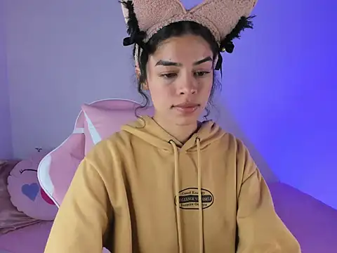 Snapshot of maddy_parker__ chatting on October 2025 03:14:01 AM maddy parker online show from October 2025 03:14:01 AM