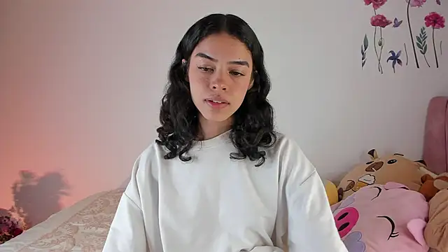 Snapshot of maddy_parker__ chatting on March 2026 12:25:02 AM maddy parker online show from March 2026 12:25:02 AM