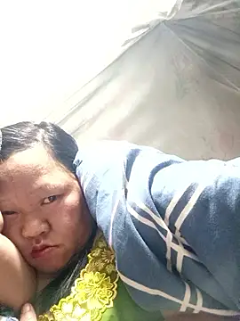 Snapshot of riso-00 chatting on January 2026 11:01:01 AM riso-00 online show from January 2026 11:01:01 AM