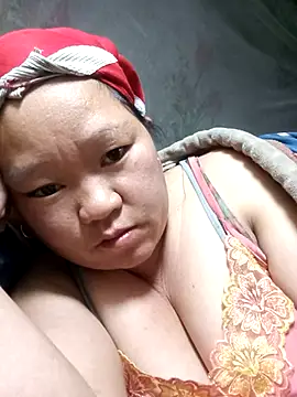 Snapshot of riso-00 chatting on February 2026 06:11:02 AM riso-00 online show from February 2026 06:11:02 AM