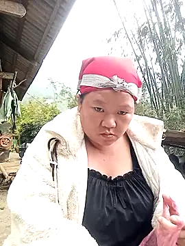 Snapshot of riso-00 chatting on April 2026 04:24:01 AM riso-00 online show from April 2026 04:24:01 AM