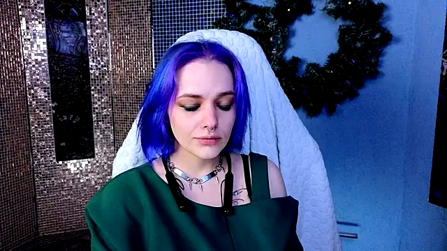 Snapshot of Eniferi chatting on January 2026 04:44:01 PM Eniferi online show from January 2026 04:44:01 PM