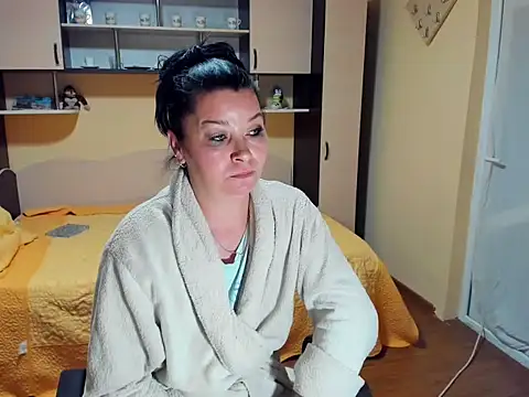 Soffy Skye online show from April 2026 04:45:02 AM