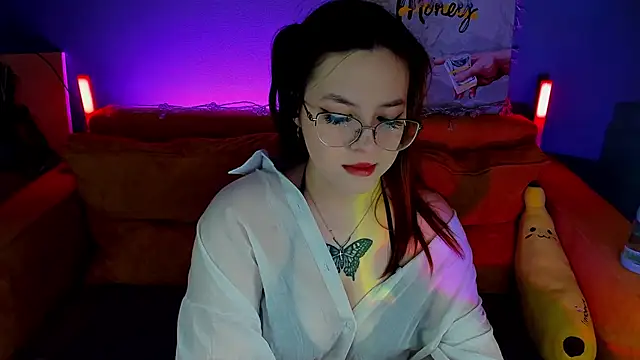 Snapshot of Krysadapp chatting on March 2026 09:02:02 AM Krysadapp online show from March 2026 09:02:02 AM