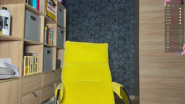 Snapshot of AzureEyes chatting on October 2025 04:16:01 PM AzureEyes online show from October 2025 04:16:01 PM