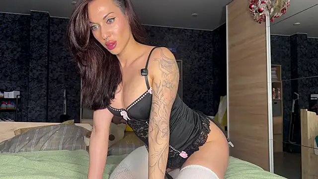 AzureEyes online show from April 2026 02:26:01 PM