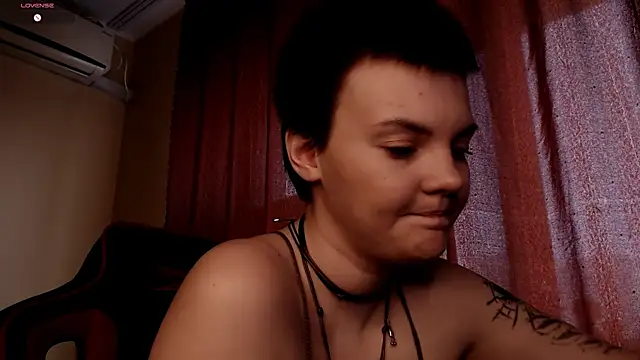 Snapshot of KrisNeal chatting on April 2026 09:20:01 AM KrisNeal online show from April 2026 09:20:01 AM