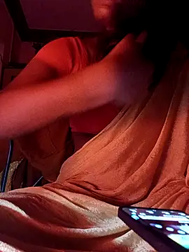 Snapshot of Tamil_Kavitha chatting on April 2026 05:16:01 PM Tamil Kavitha online show from April 2026 05:16:01 PM