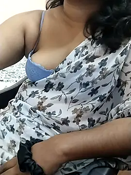Snapshot of preethi-lovely chatting on September 2025 04:53:02 PM preethi-lovely online show from September 2025 04:53:02 PM