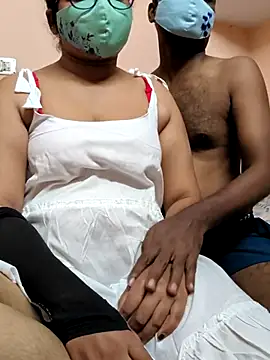 Snapshot of preethi-lovely chatting on October 2025 05:38:02 AM preethi-lovely online show from October 2025 05:38:02 AM