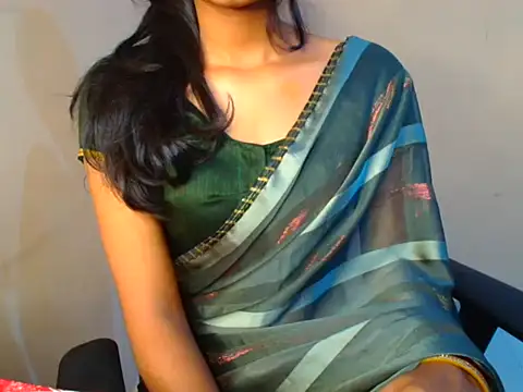Arpitha07 online show from October 2025 07:13:02 PM