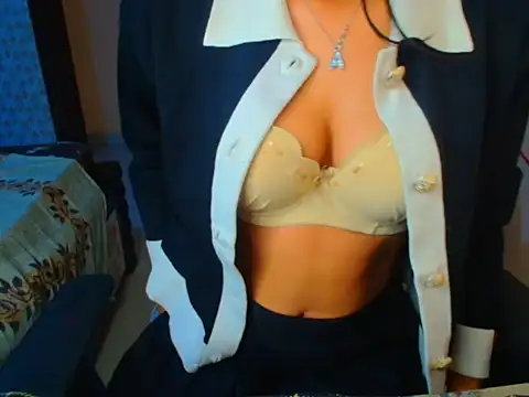 Arpitha07 online show from December 2025 08:35:01 PM