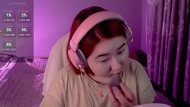 Sexy Peachy online show from October 2025 09:10:01 AM