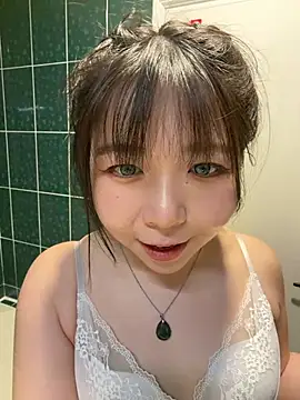 Snapshot of piffydream chatting on May 2026 02:45:01 PM piffydream online show from May 2026 02:45:01 PM