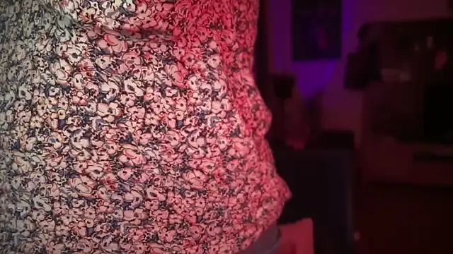 BikiHellena online show from October 2025 01:09:02 AM