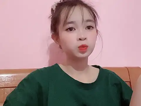 Suna7383 online show from October 2025 04:48:02 PM