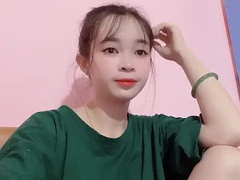 Suna7383 online show from October 2025 05:56:01 PM