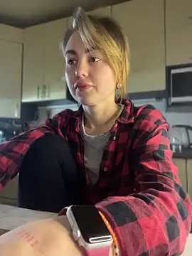 MartaLuna  online show from April 2026 07:19:01 PM