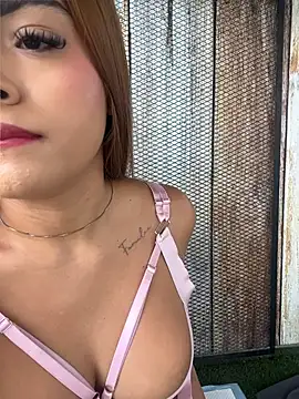 MayaMoanXXX online show from June 2026 01:17:02 PM