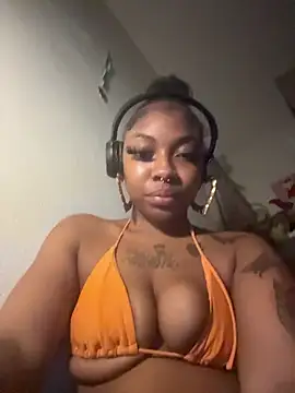 Snapshot of Cocochanel4567 chatting on July 2026 09:13:01 AM Cocochanel4567 online show from July 2026 09:13:01 AM